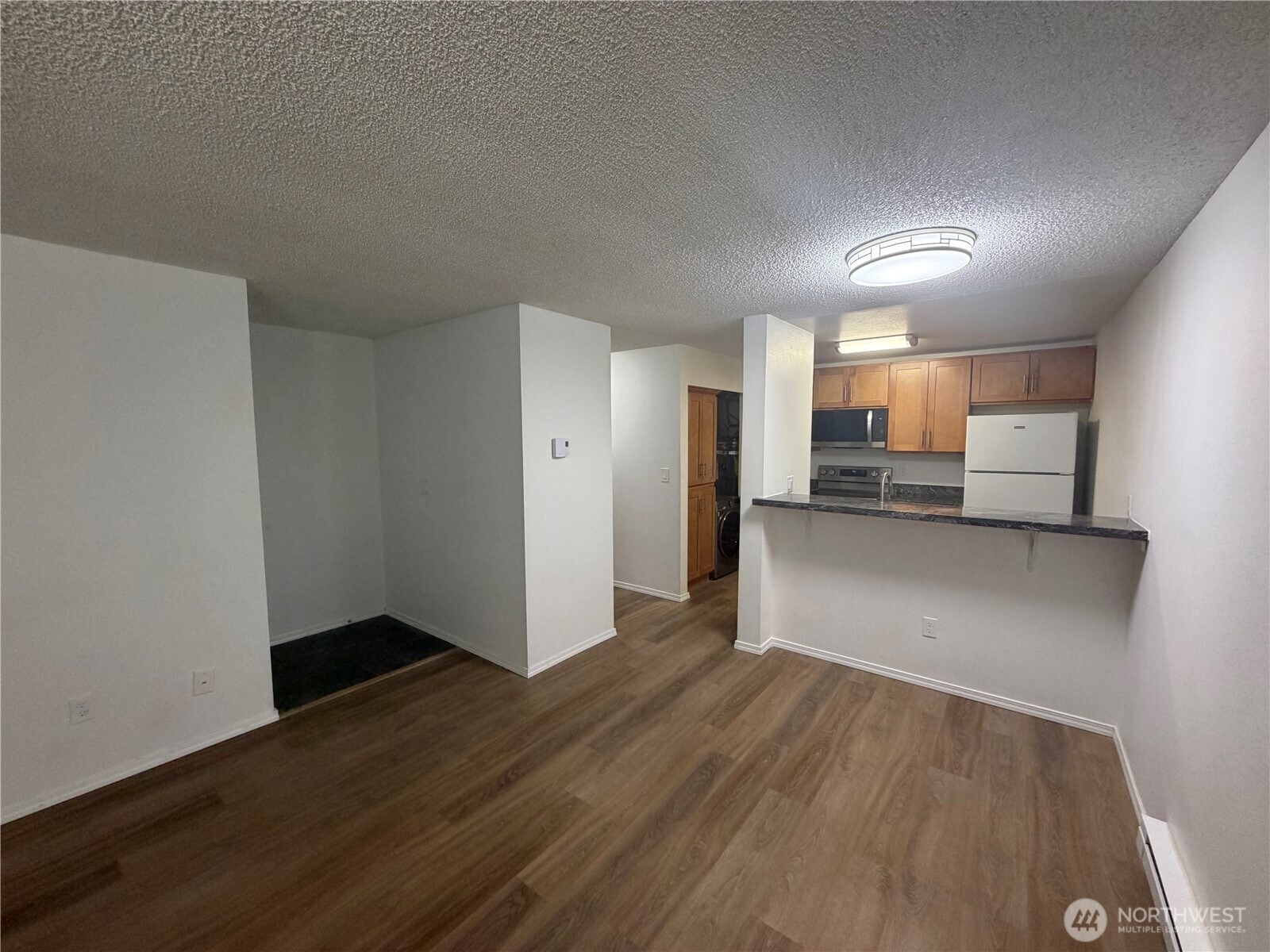 325th St, Federal Way, WA 98003