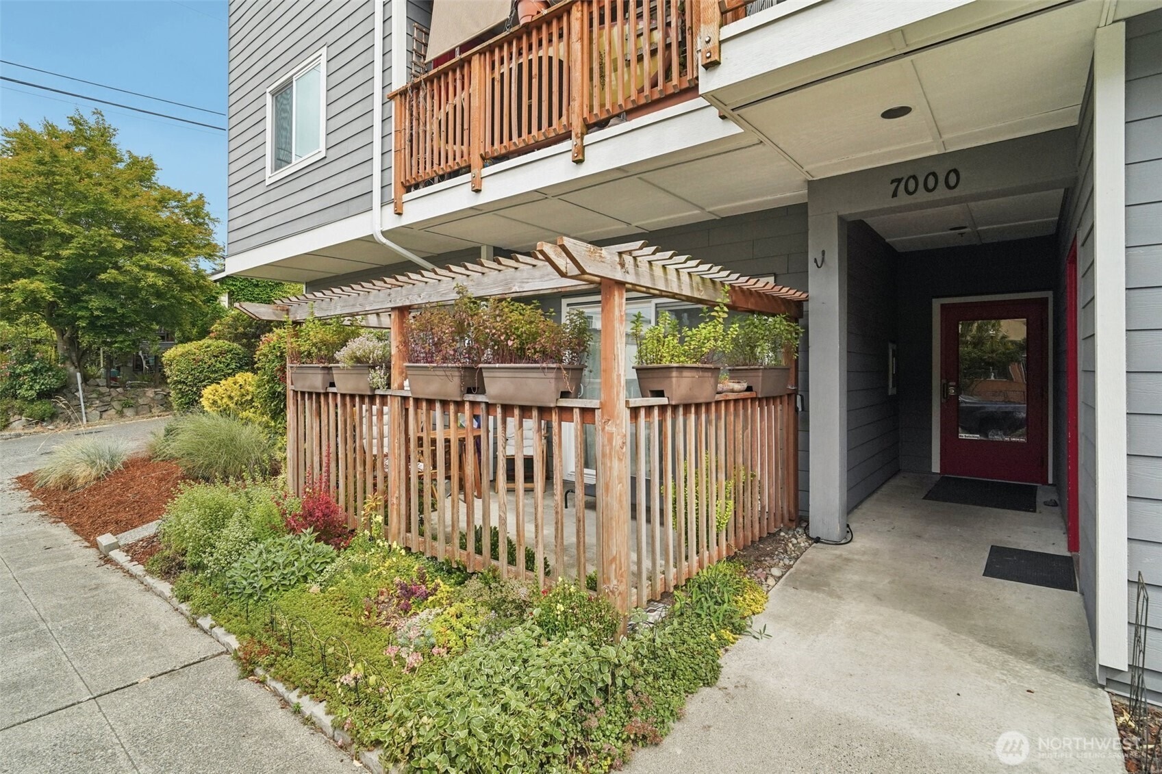 Cleopatra Pl, Seattle, WA 98117