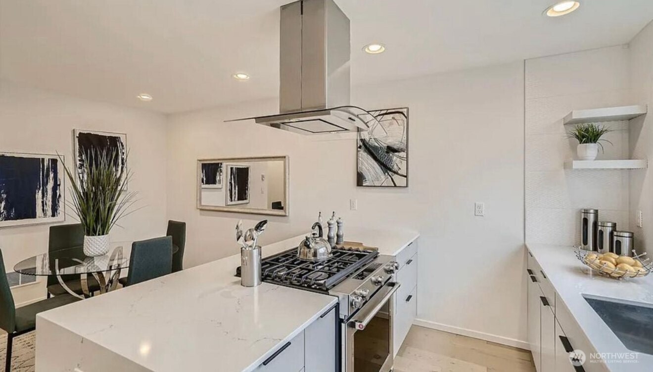 24th Ave, Seattle, WA 98144