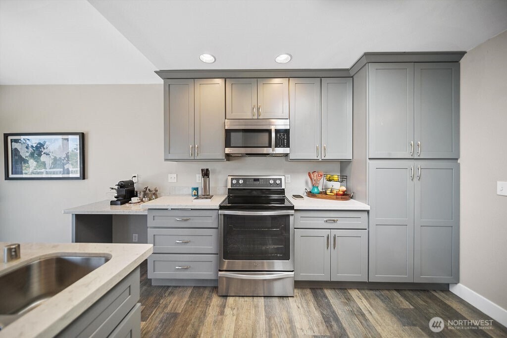 Luoto Ct, Poulsbo, WA 98370 #1