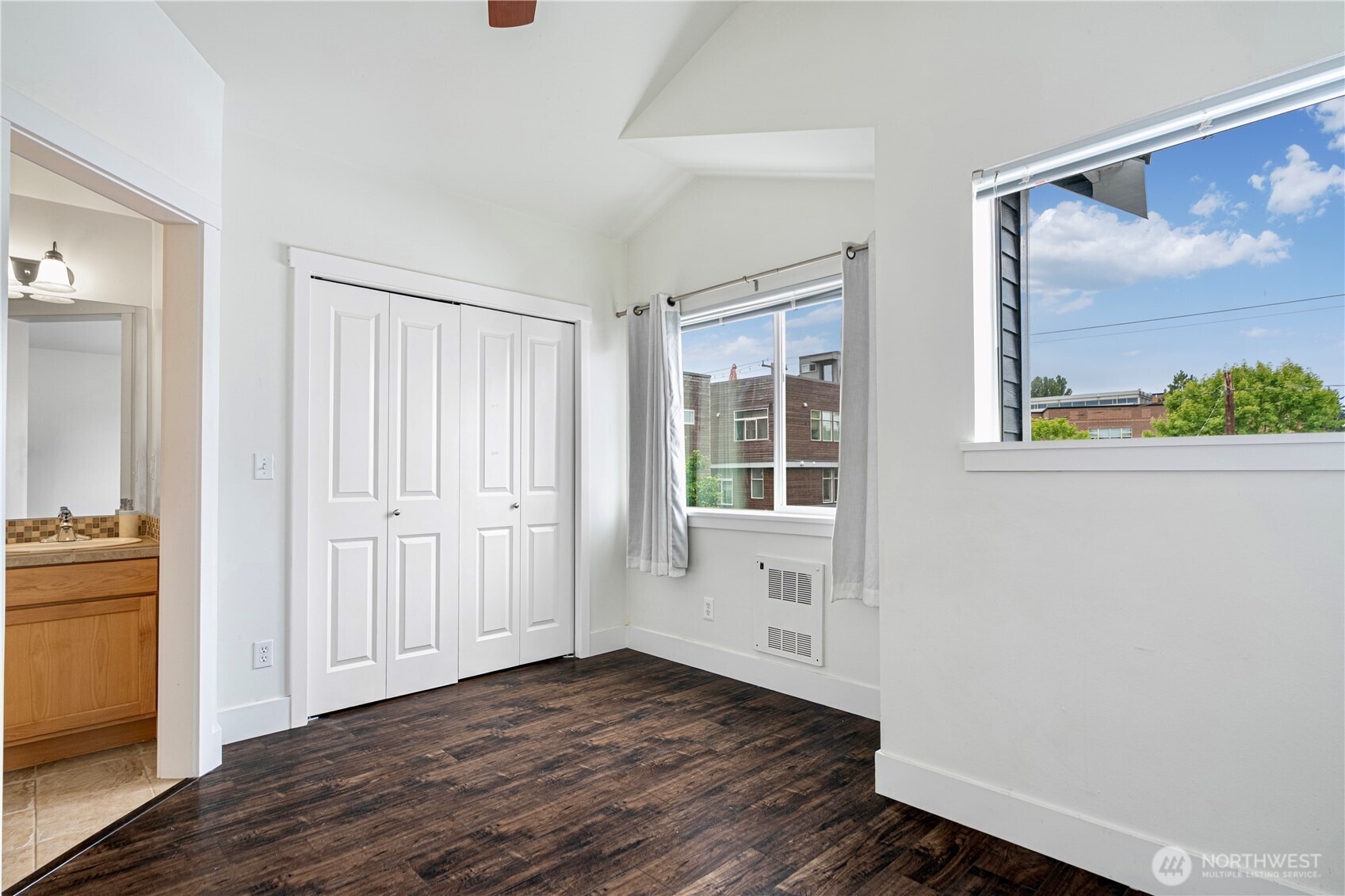 64th St, Seattle, WA 98107