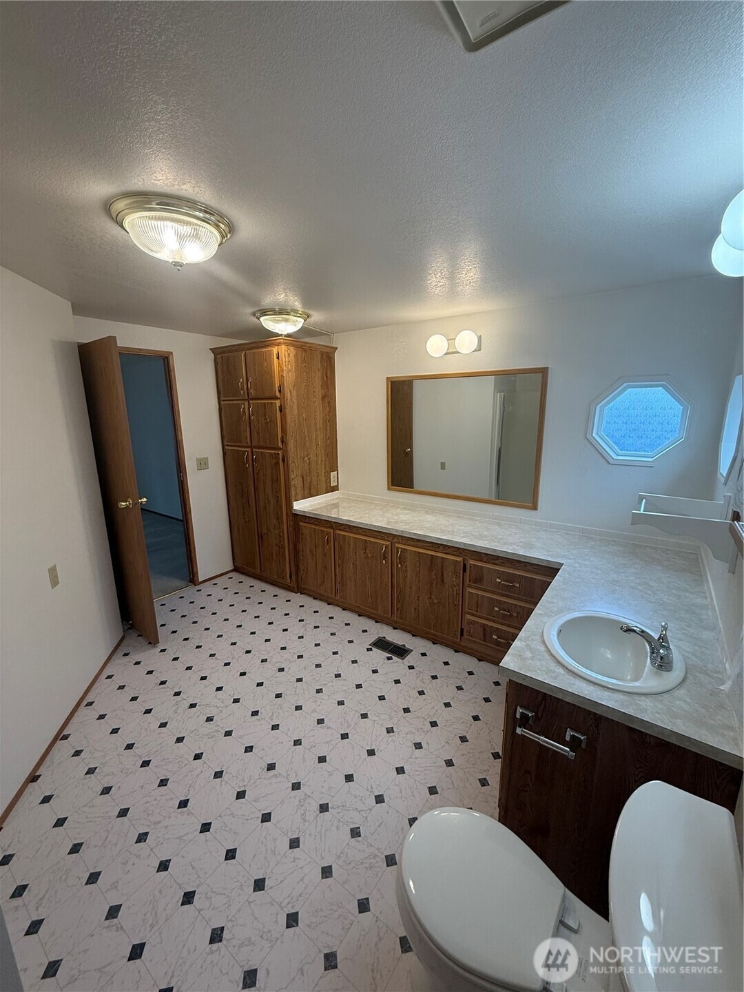 Archwood Dr, Olympia, WA 98502