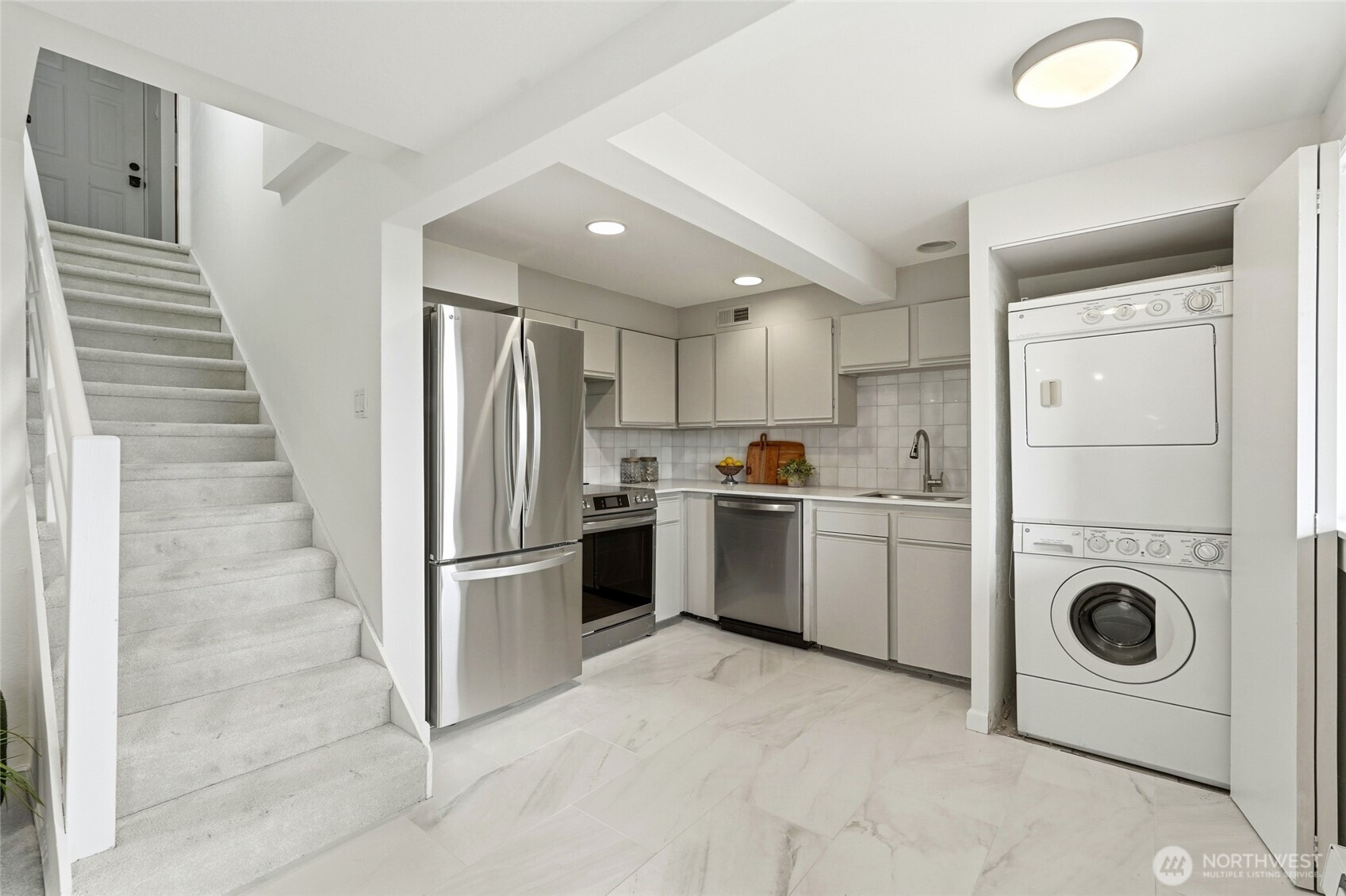 38th Ave, Seattle, WA 98122