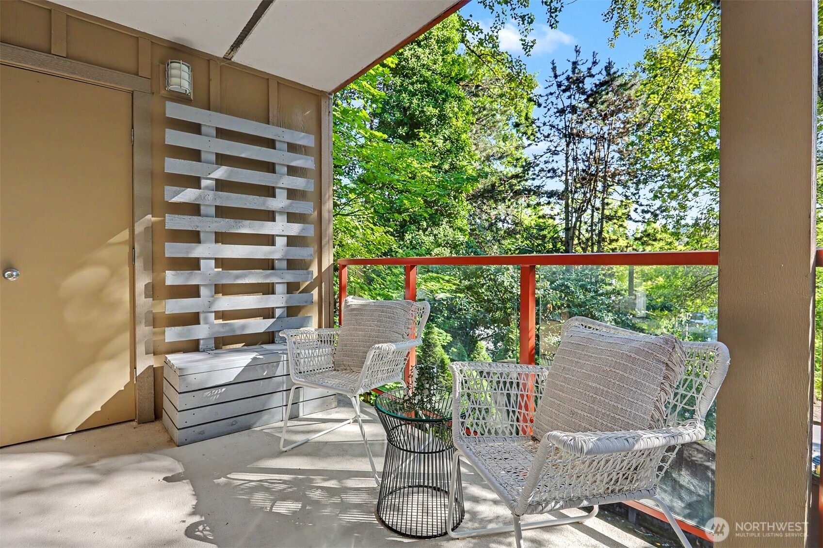 33rd Pl, Bellevue, WA 98004