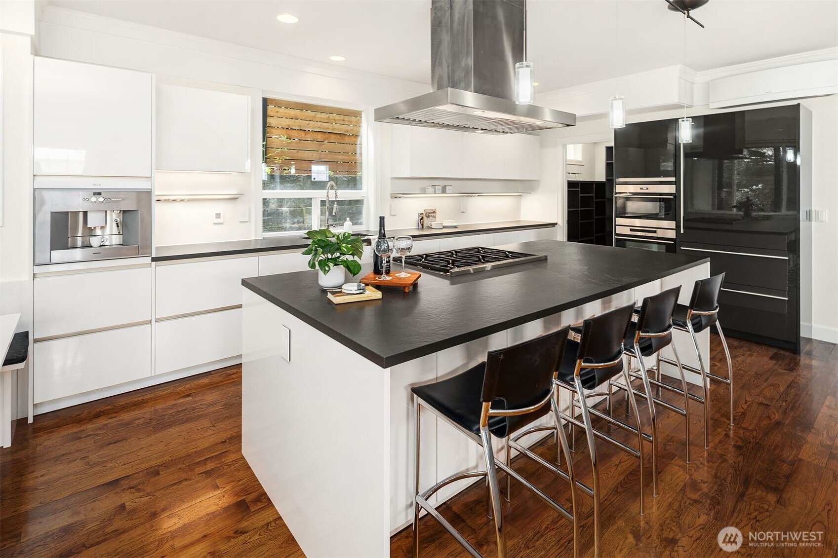 Newton St, Seattle, WA 98199 #1
