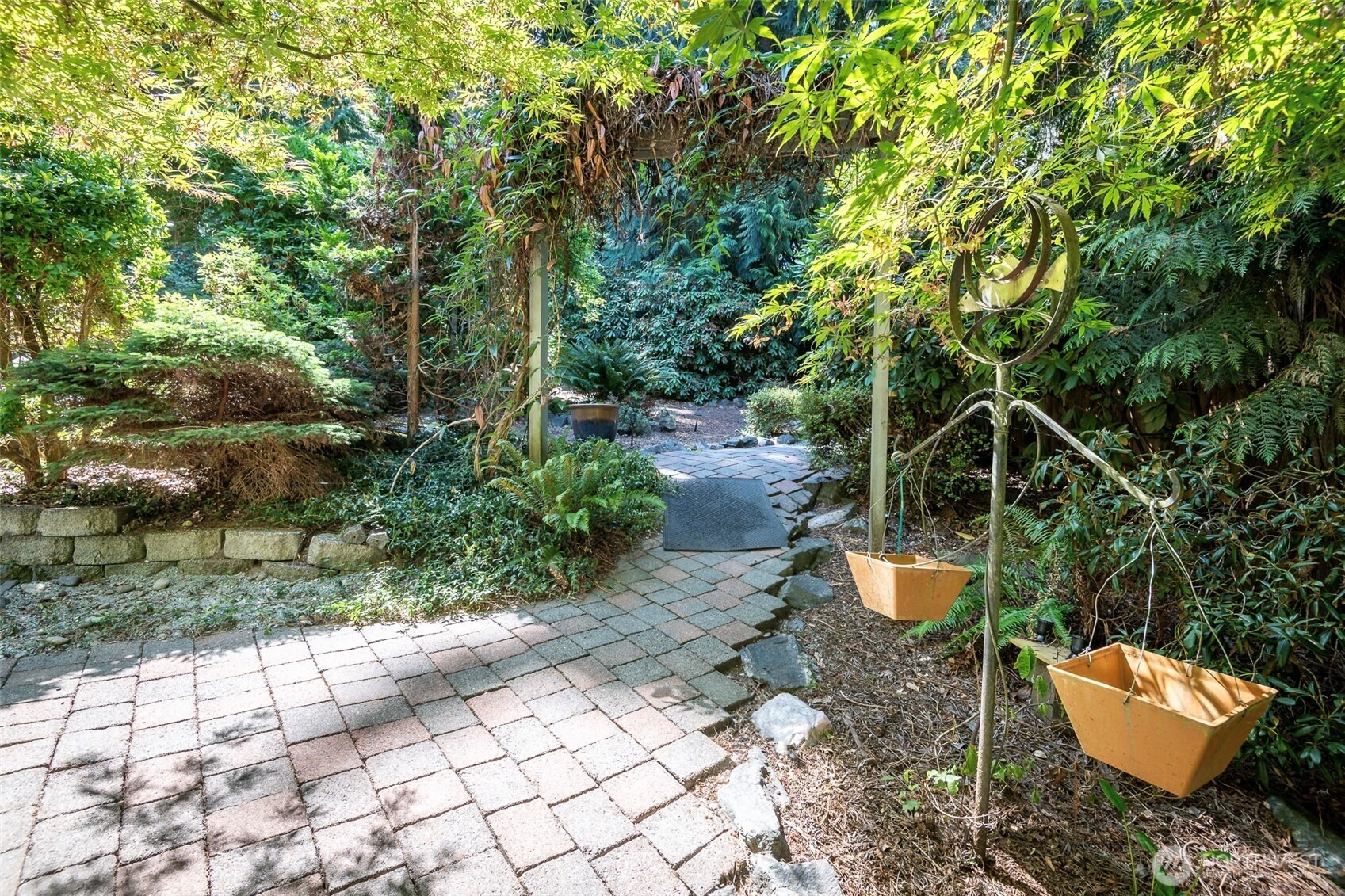 5th St, Puyallup, WA 98373