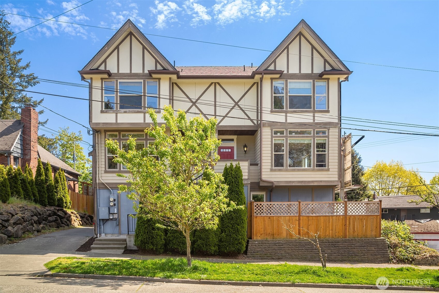 17th Ave, Seattle, WA 98115