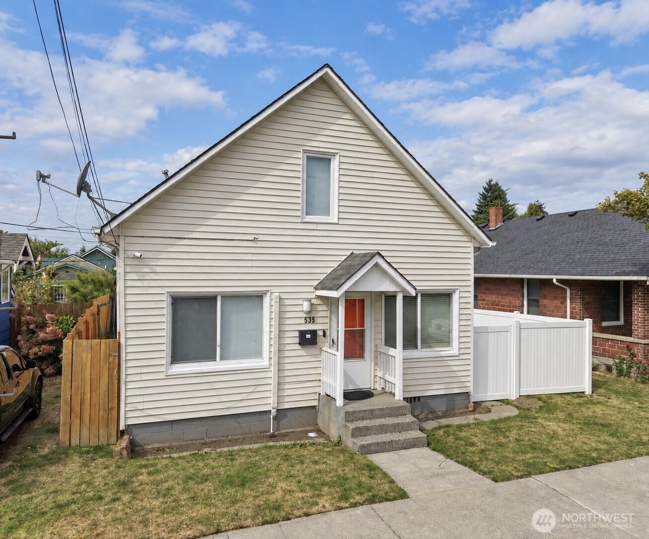 Morris Ave, Renton, WA 98057