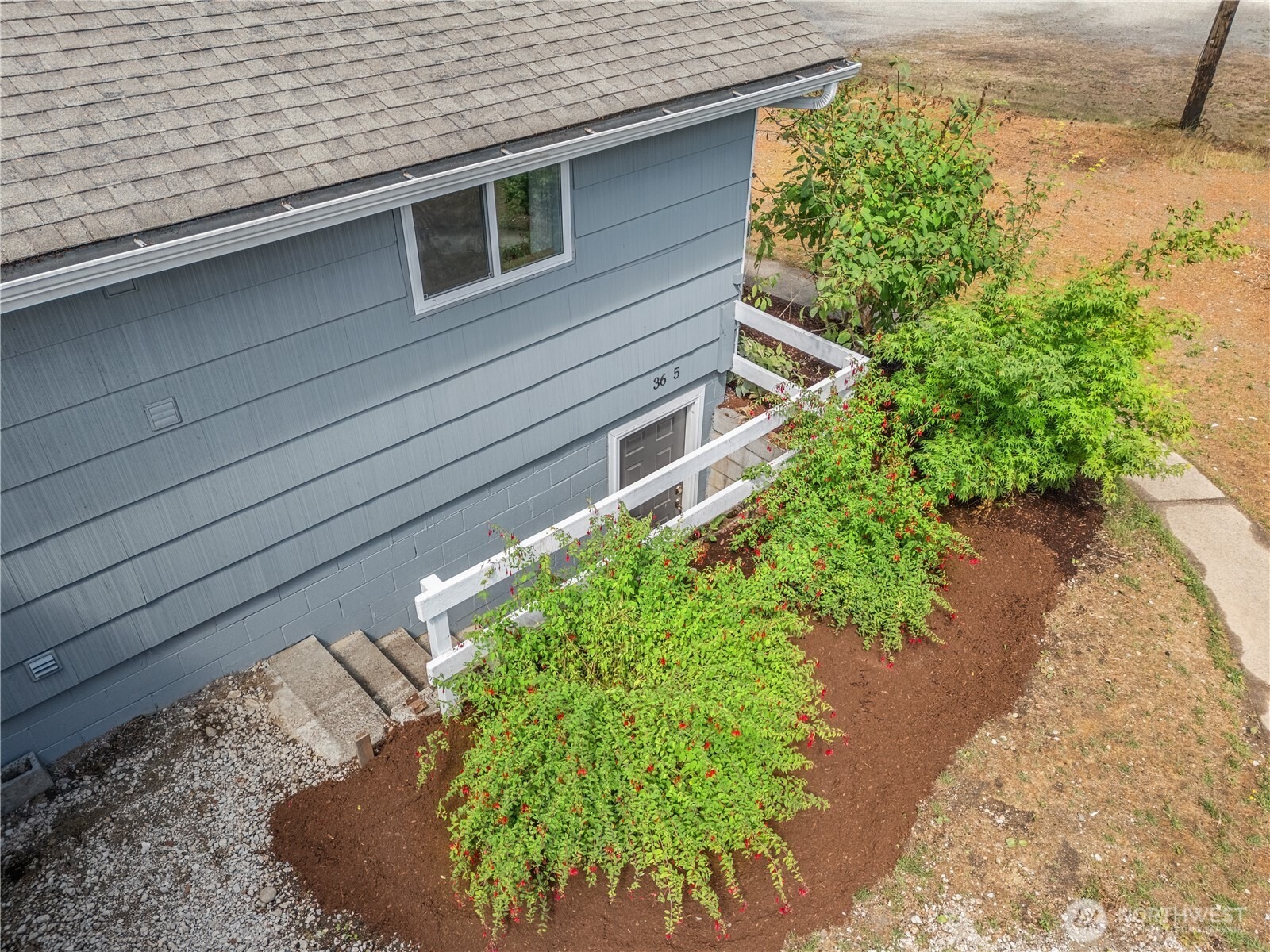 Hunt St, Gig Harbor, WA 98335