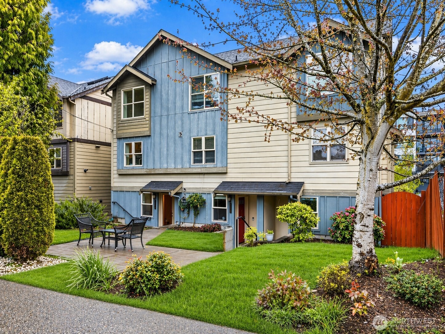 18th Ave, Seattle, WA 98106