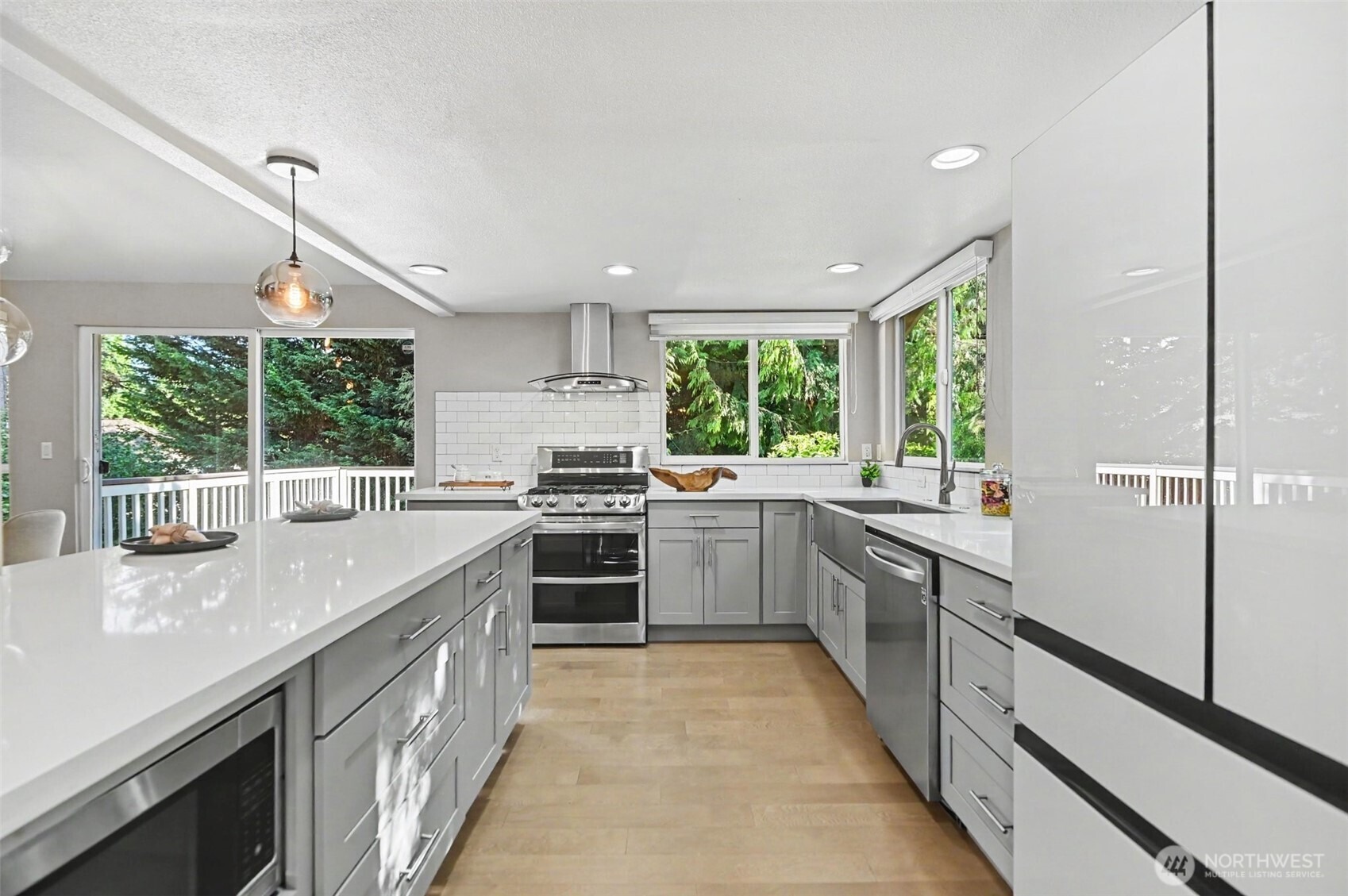 60th St, Bellevue, WA 98006