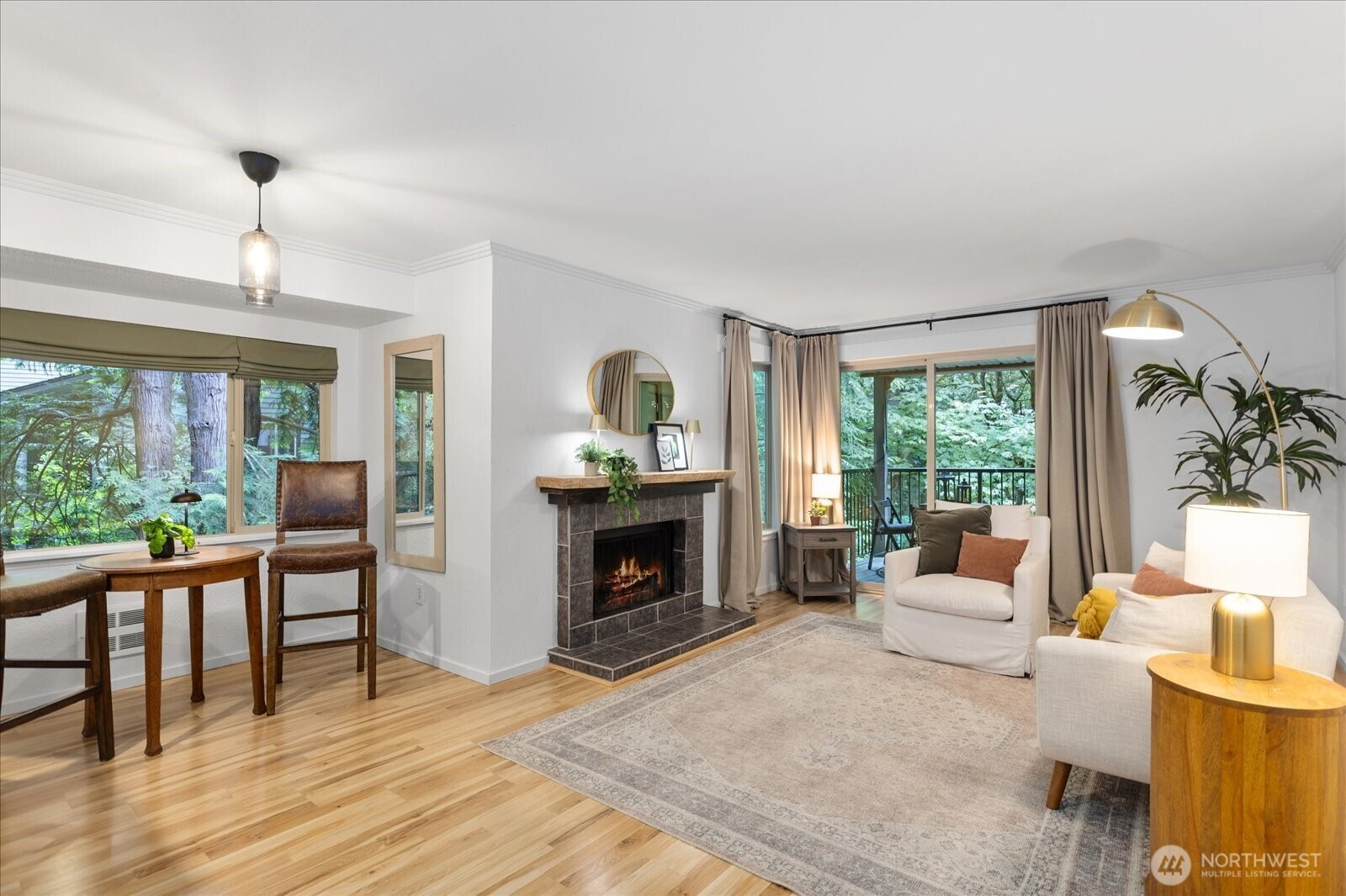 145th Ct, Redmond, WA 98052