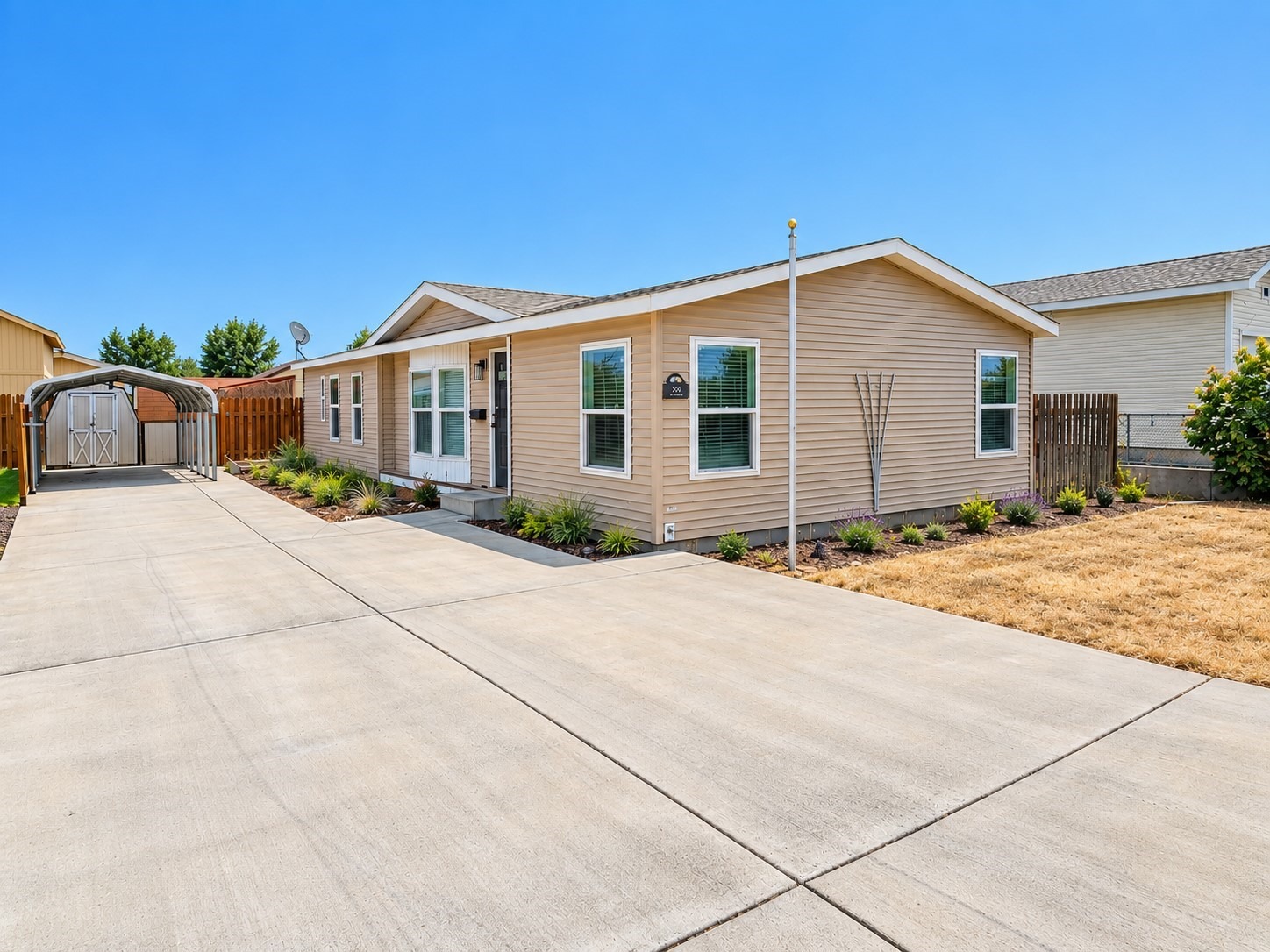 5th Ave, Ephrata, WA 98823