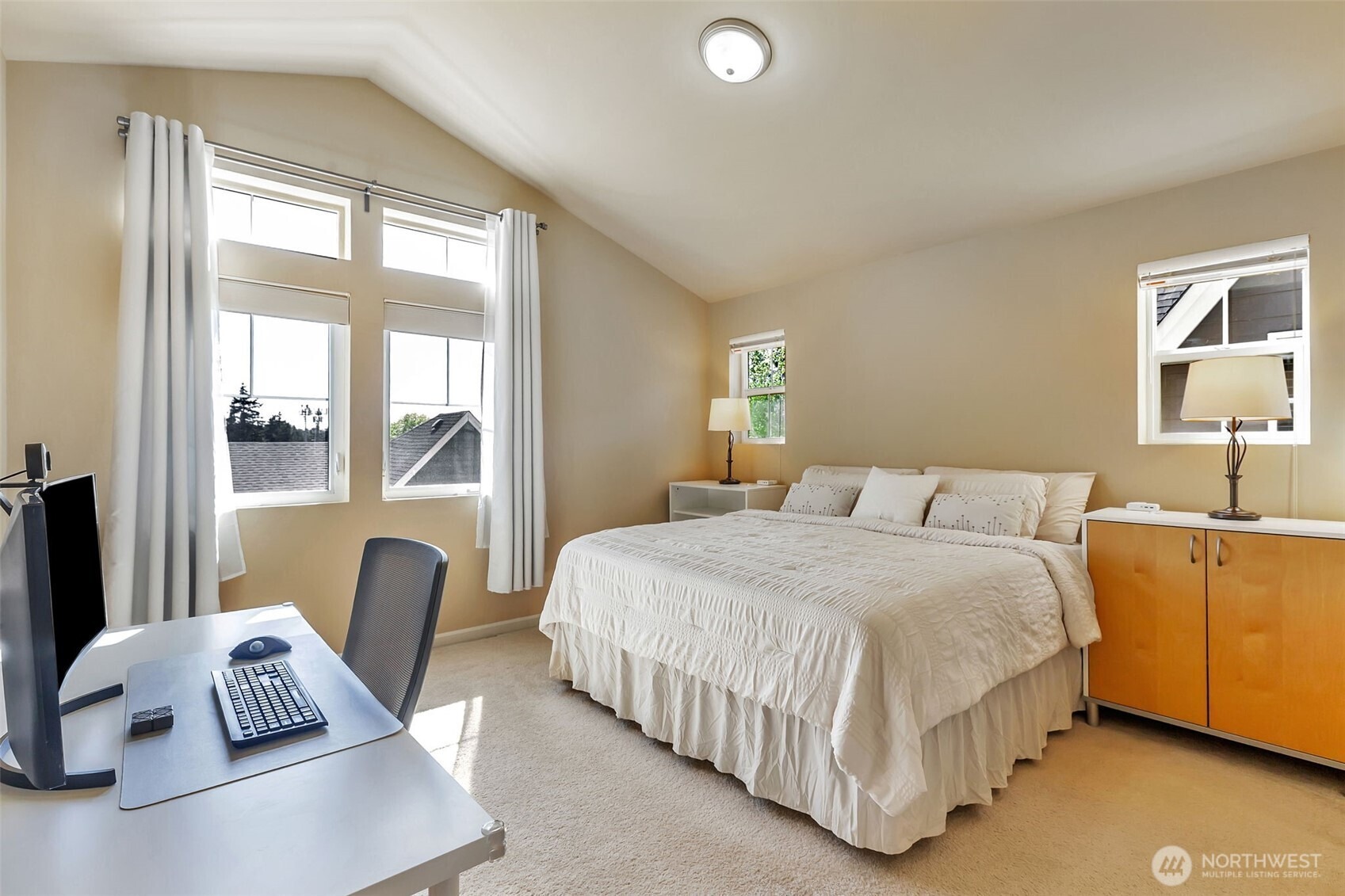 138th Pl, Kirkland, WA 98034