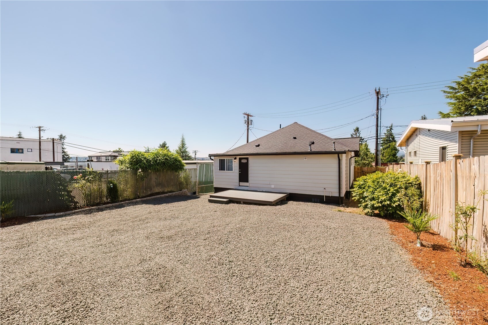 Perry Ave, Bremerton, WA 98310