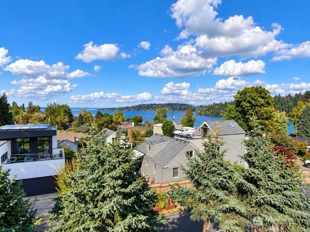 56th Ave, Seattle, WA 98118