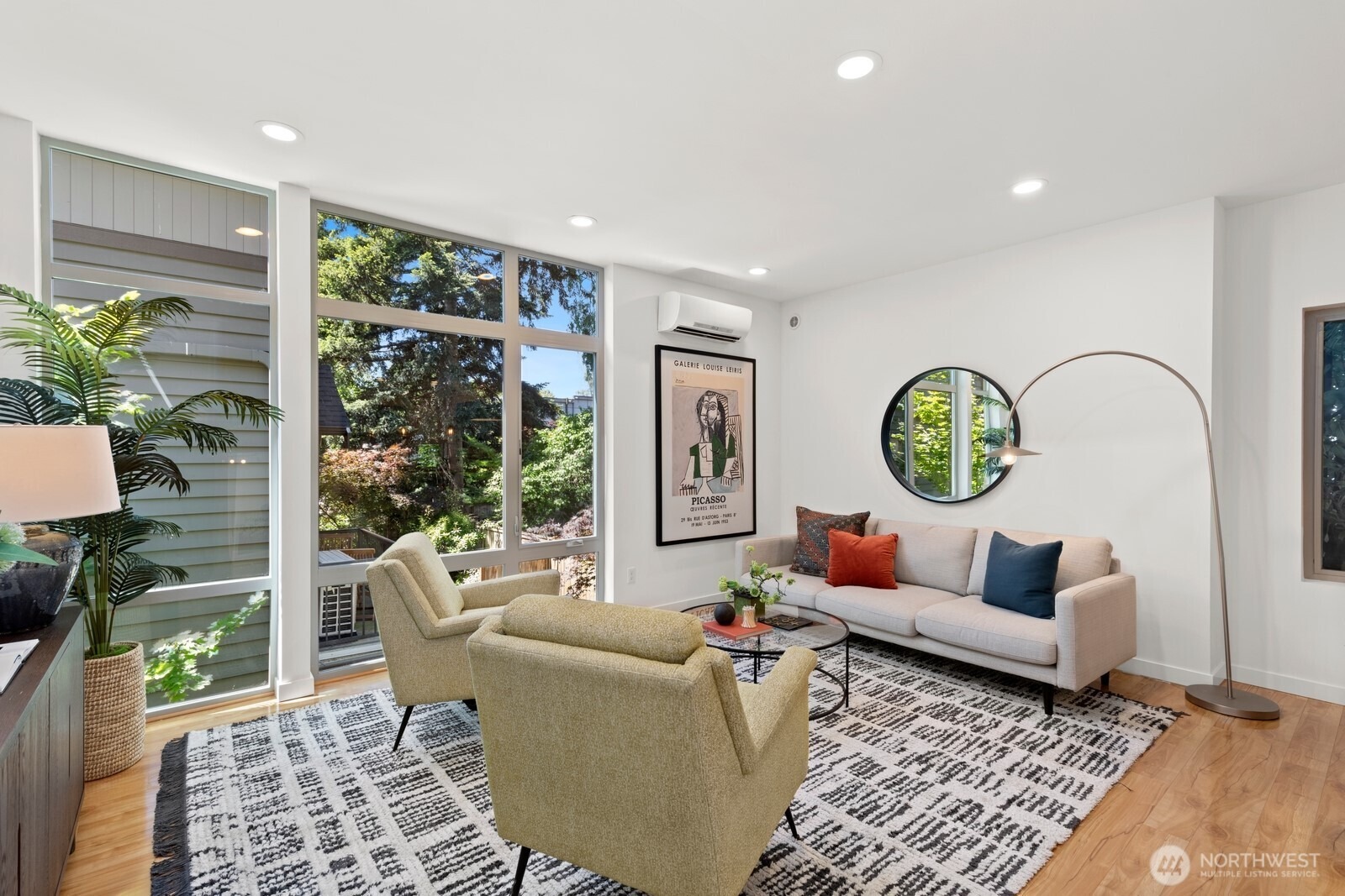 57th St, Seattle, WA 98107