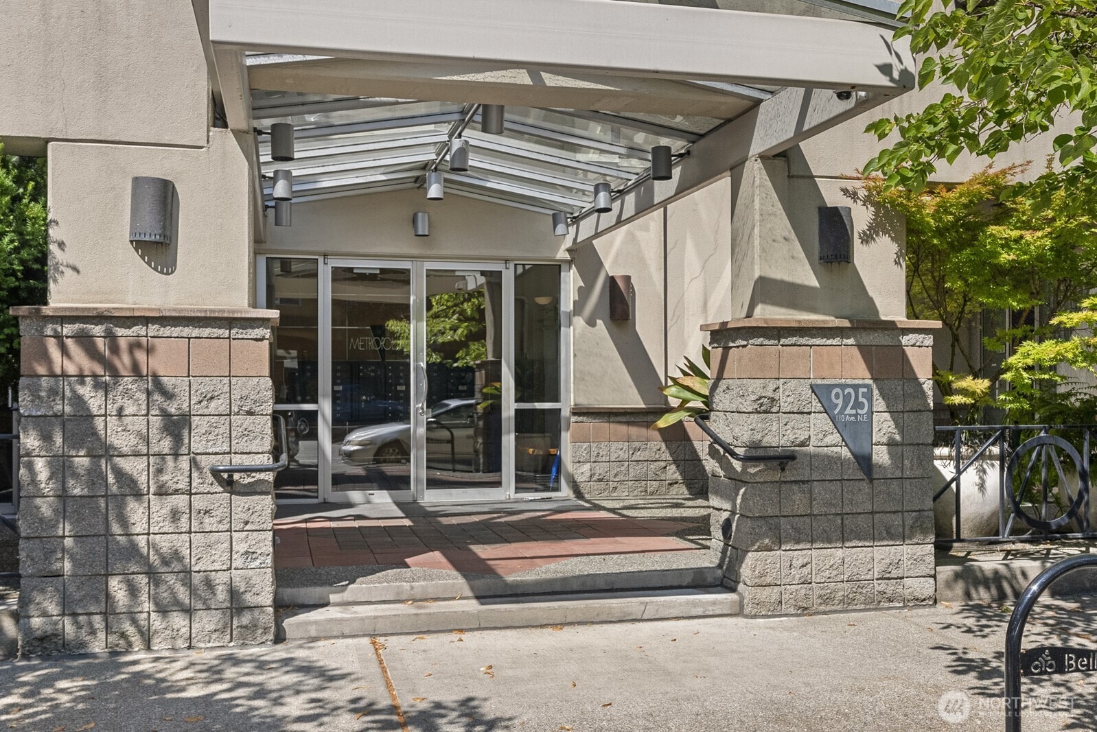 110th Ave, Bellevue, WA 98004