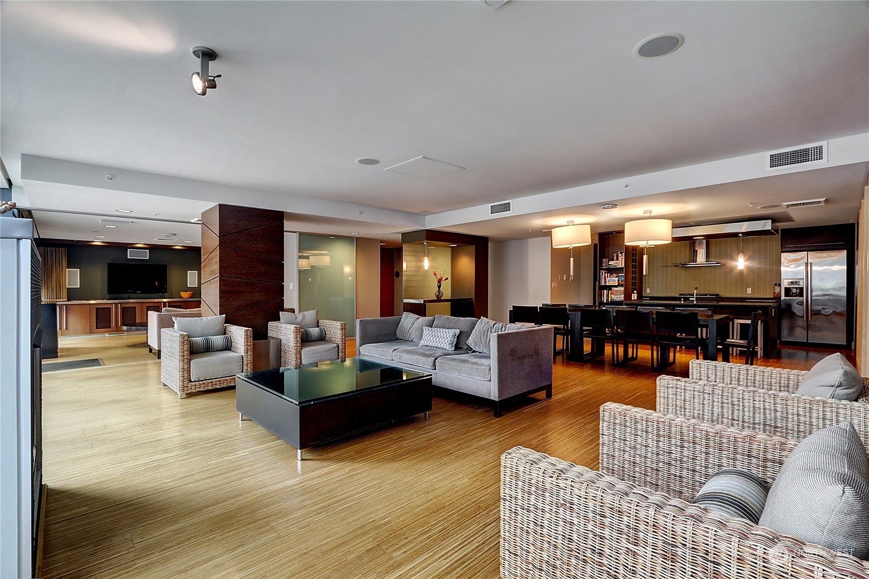 Blanchard St, Seattle, WA 98121