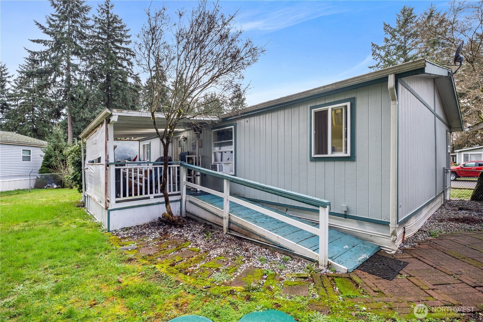 4th Avenue Ct, Spanaway, WA 98387