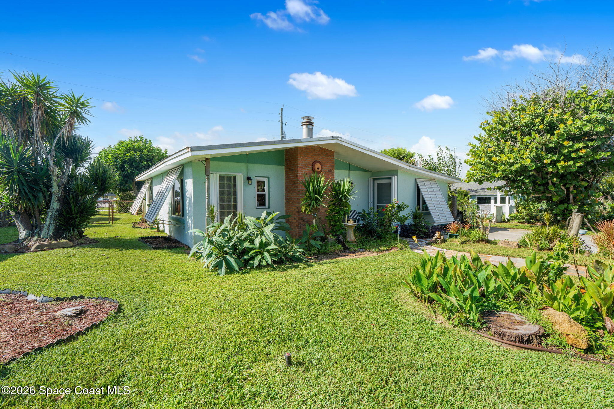 Avenida Central , Indialantic, FL 32903