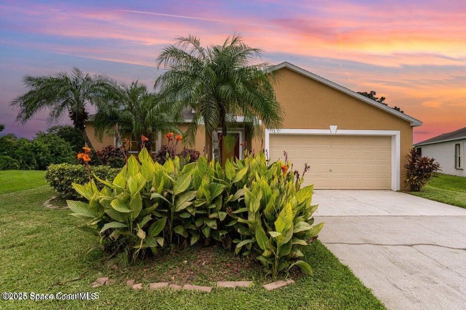 Mizell Dr, Melbourne, FL 32940