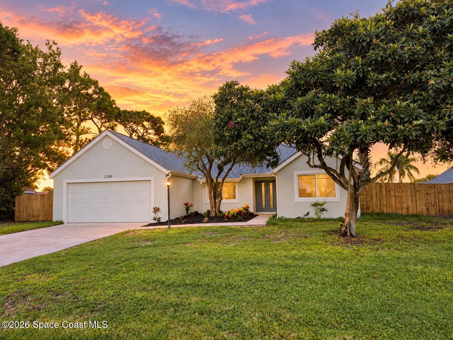 Coventry Cir, Melbourne, FL 32904