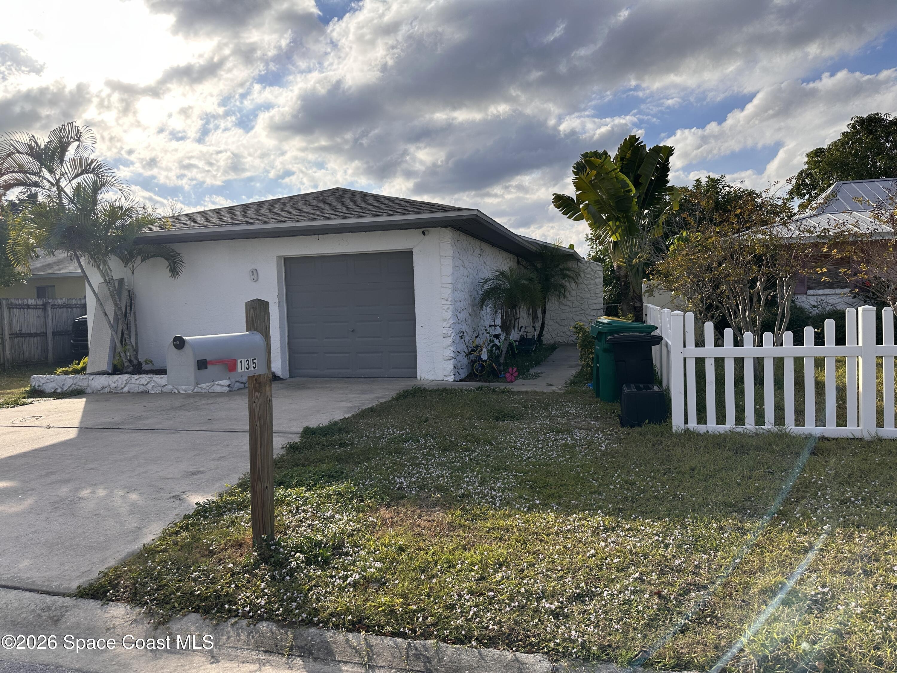 135 S KENNETH Ct  