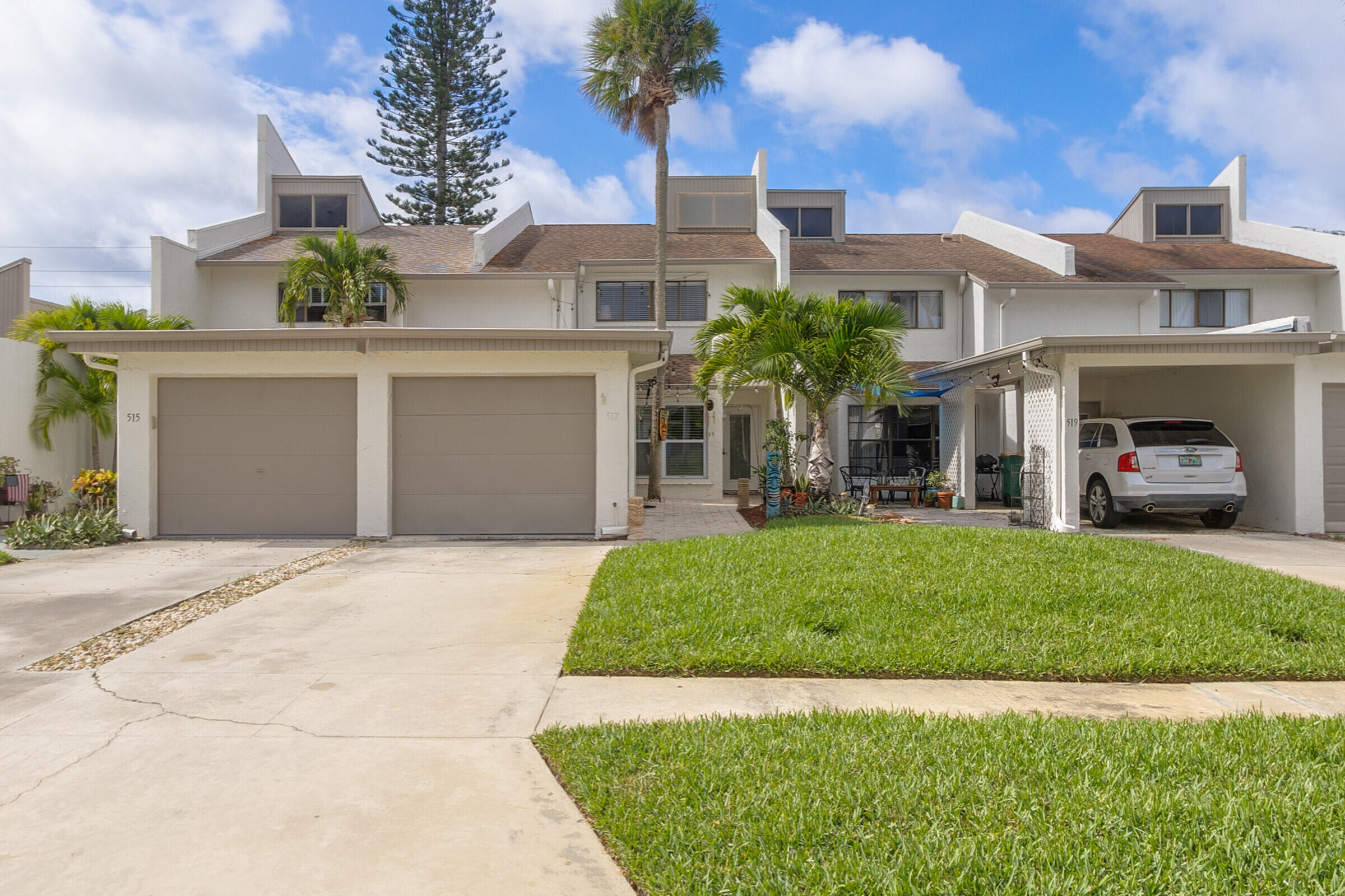 Summerset Ct, Indian Harbour Beach, FL 32937