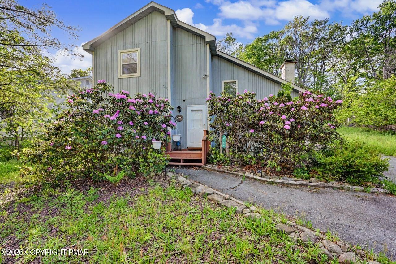 Onondaga Way, Tobyhanna, PA 18466