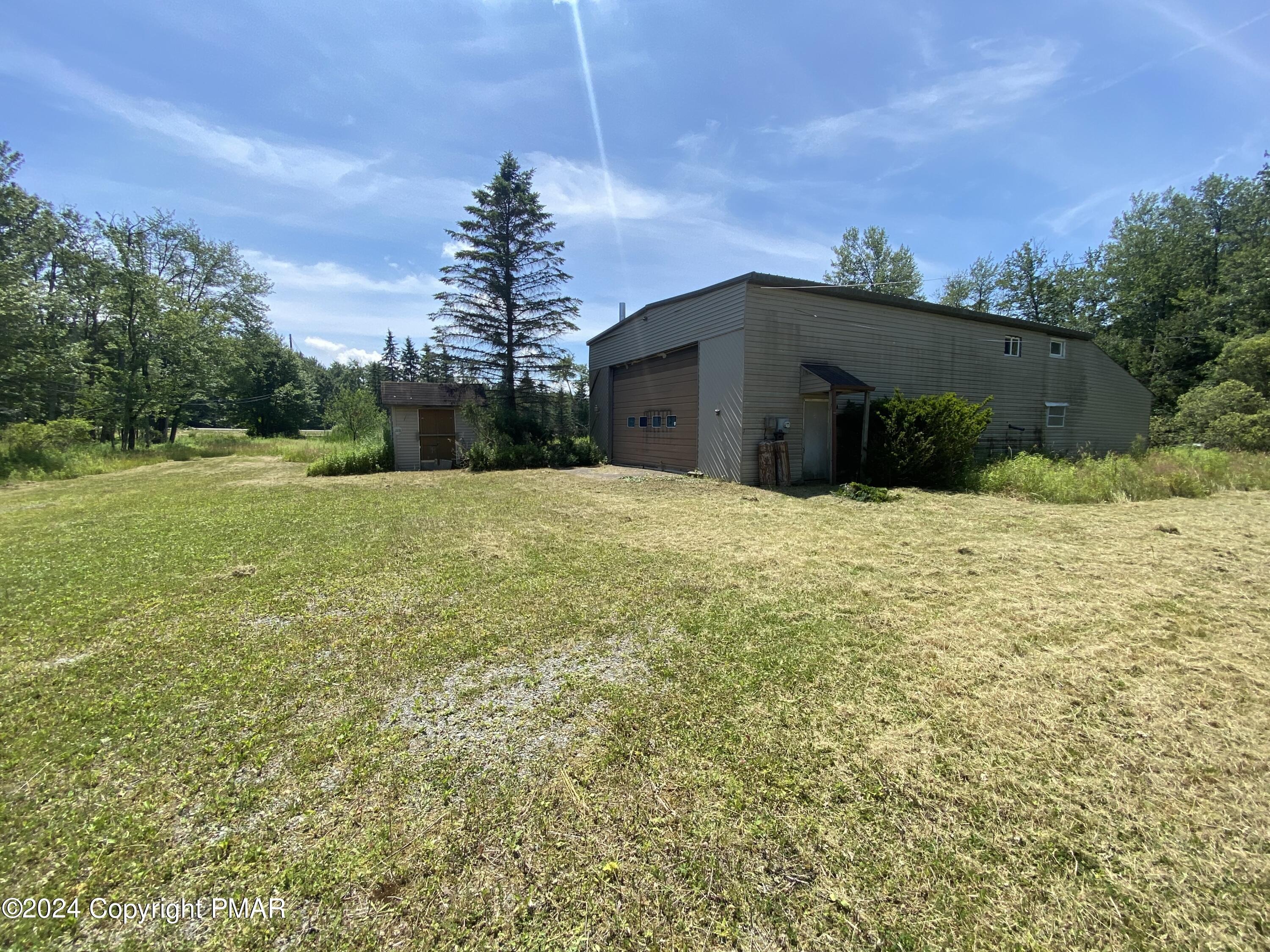 Roads End , Long Pond, PA 18334 #1