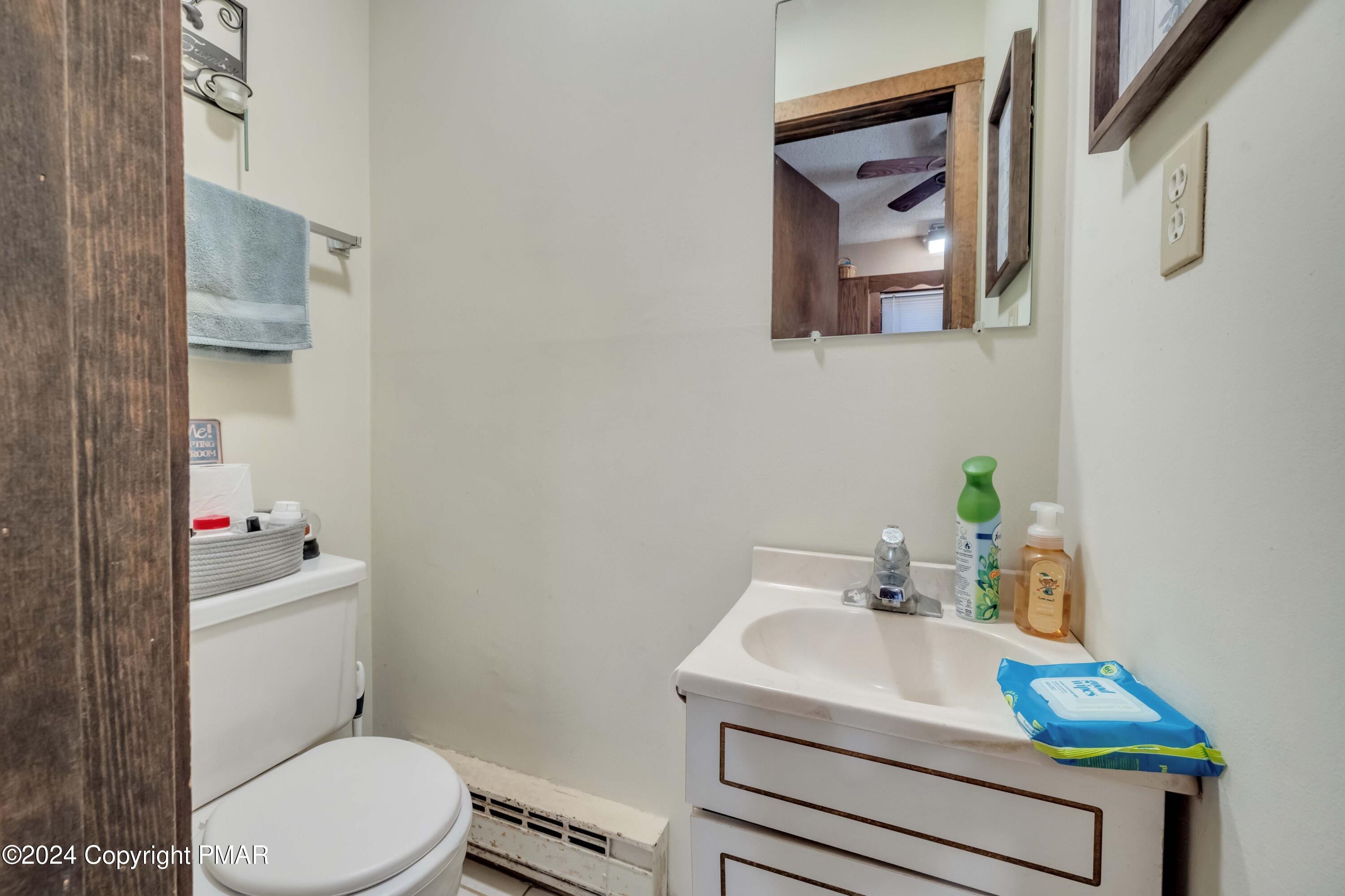 Cross Country Ln, Tannersville, PA 18372 #1