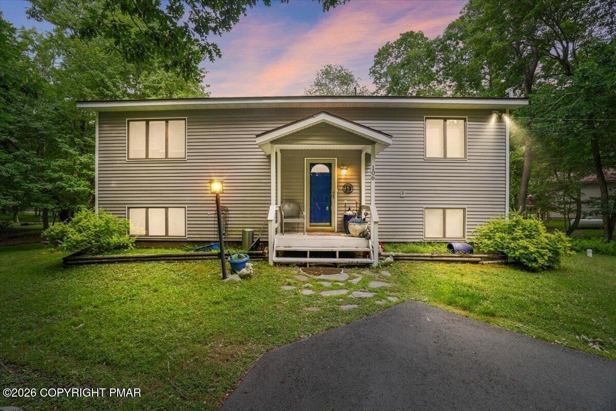 Cabin Ct, Milford, PA 18337