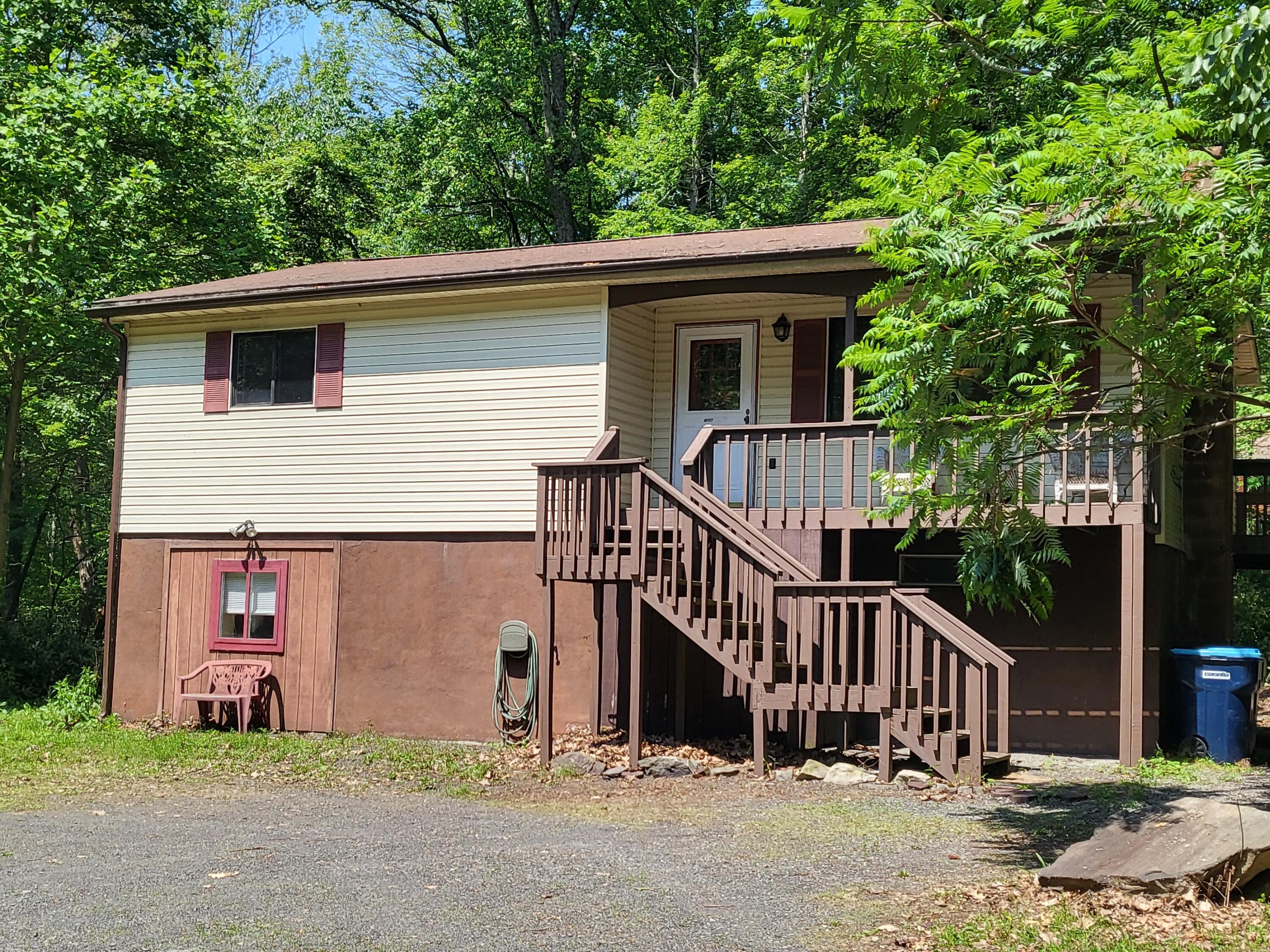 Gravel Rd, Canadensis, PA 18325 #1