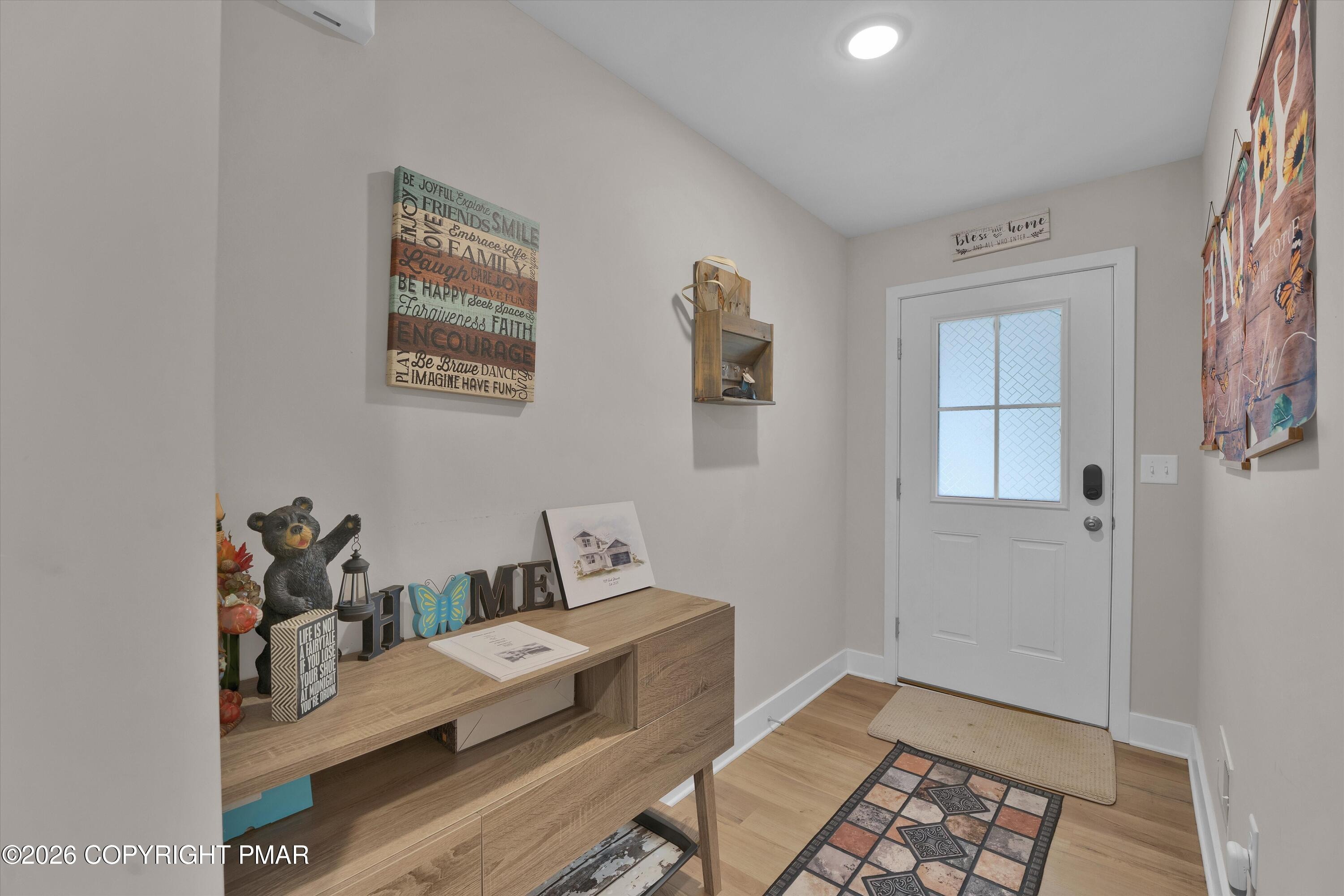 Oak St, Jim Thorpe, PA 18229