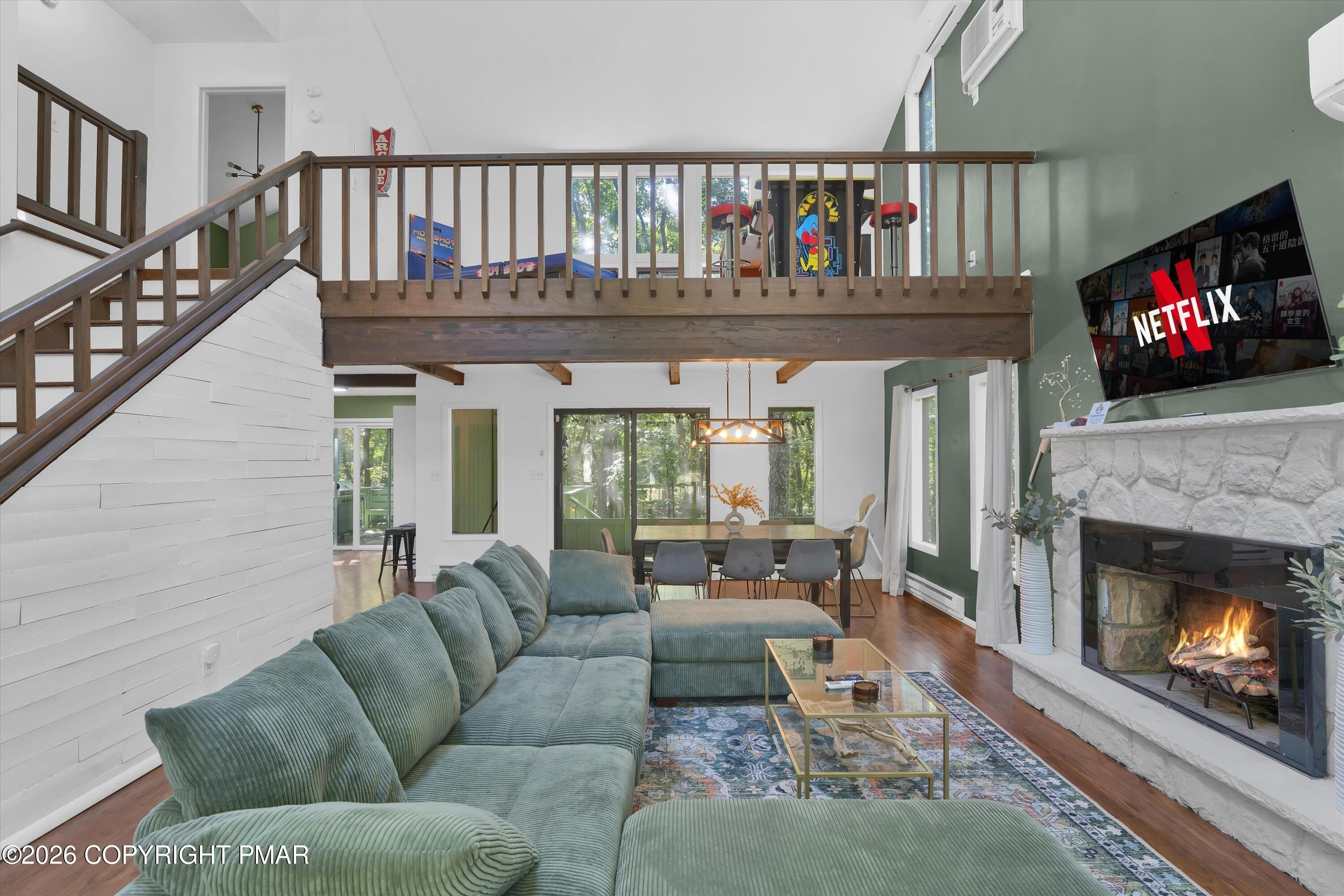 Robinwood Ter, East Stroudsburg, PA 18301 #1
