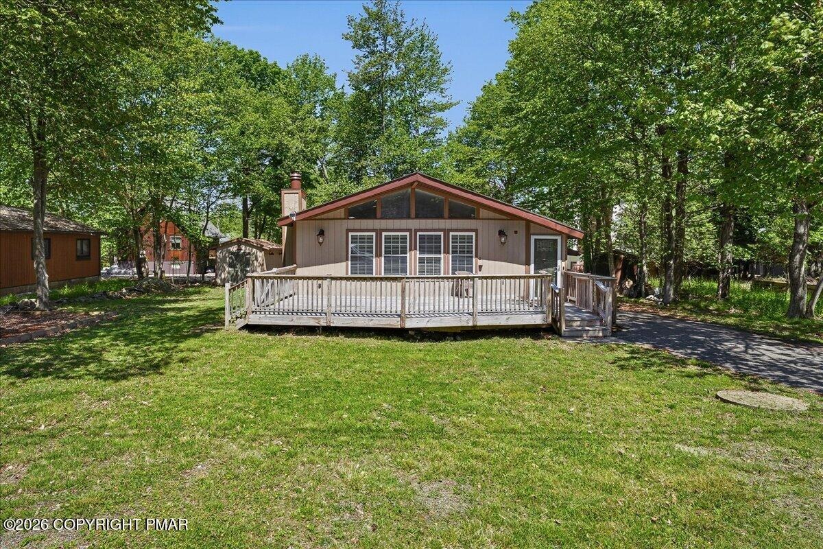 Rolling Hills Dr, Tobyhanna, PA 18466