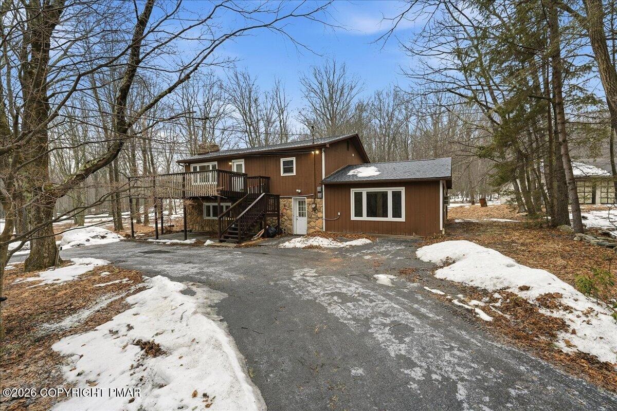 Winding Way, Kunkletown, PA 18058