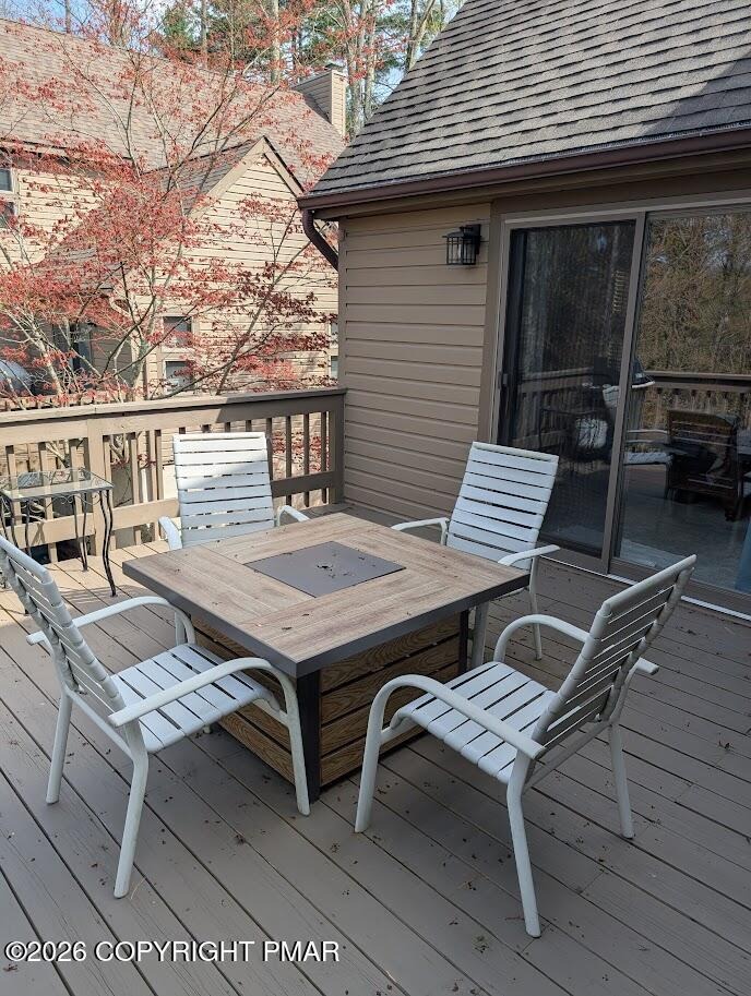 Woodmont Cir, Greentown, PA 18426 #1