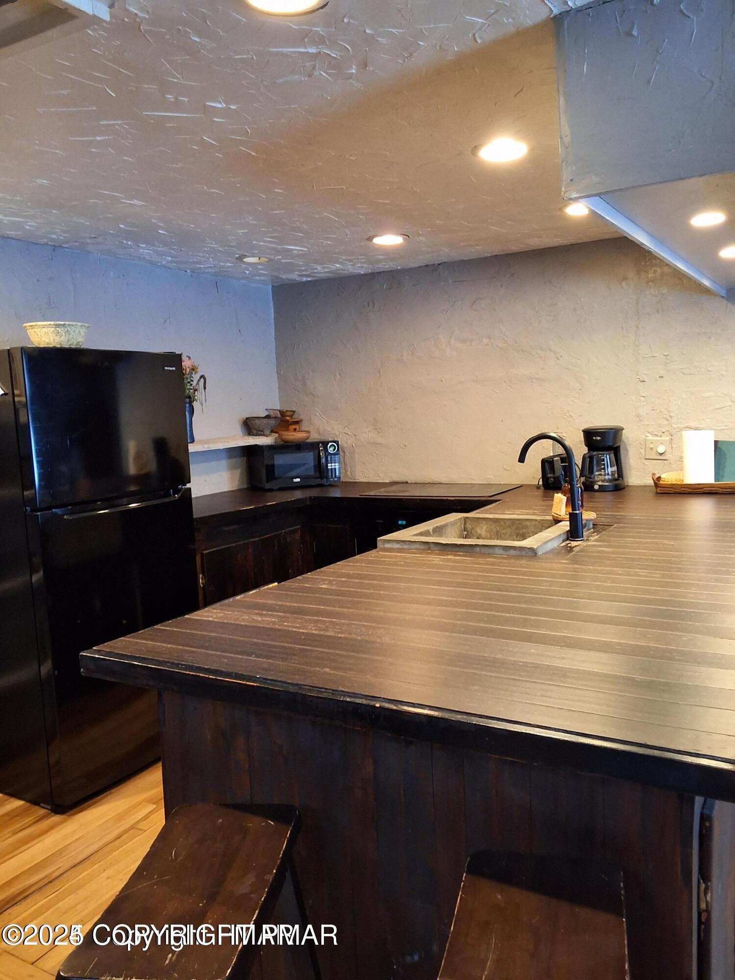 Saunders Dr, Bushkill, PA 18324 #1