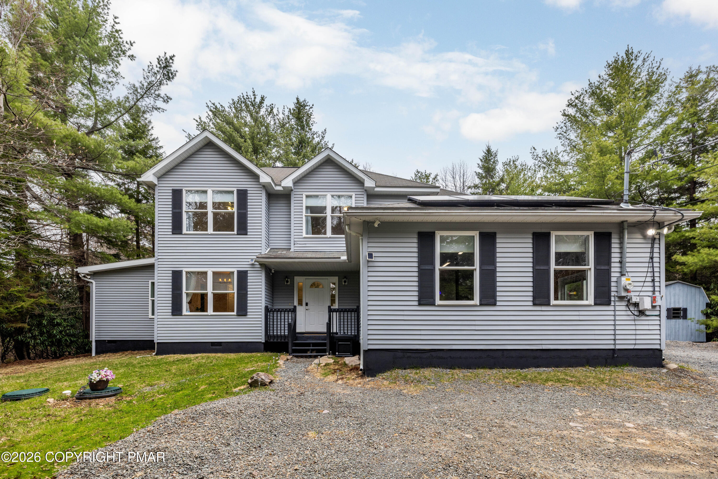 Lenape Trl, Long Pond, PA 18334